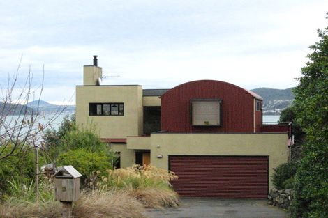 Photo of property in 3 Wharfdale Street, Macandrew Bay, Dunedin, 9014