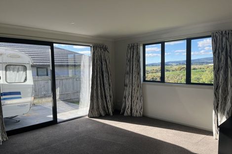 Photo of property in 38 Silicon Way, Fitzherbert, Palmerston North, 4410