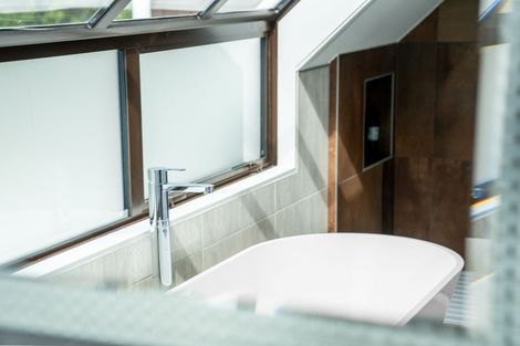 Photo of property in 245 Cannon Hill Crescent, Mount Pleasant, Christchurch, 8081