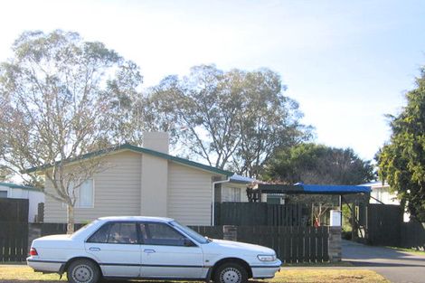 Photo of property in 16 Coventry Road, Melville, Hamilton, 3206