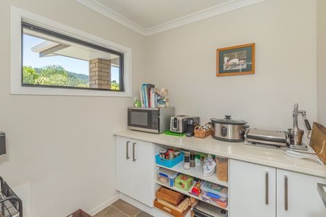 Photo of property in 19 Denton Road, Levin, 5571