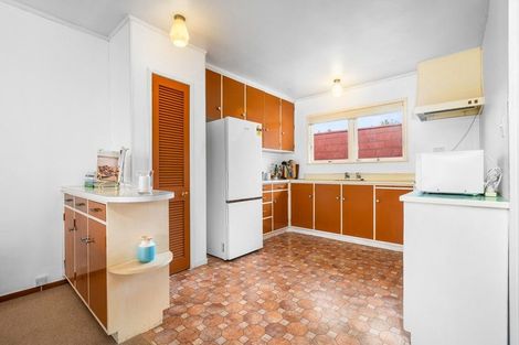 Photo of property in 2/92 Mill Road, Kensington, Whangarei, 0112