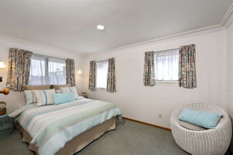 Photo of property in 39 Pitau Road, Mount Maunganui, 3116