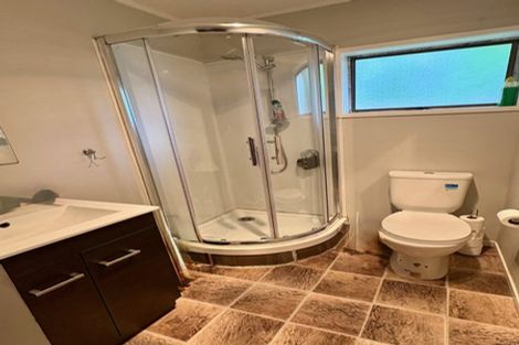 Photo of property in 2/14 Ti Nana Crescent, Henderson, Auckland, 0610