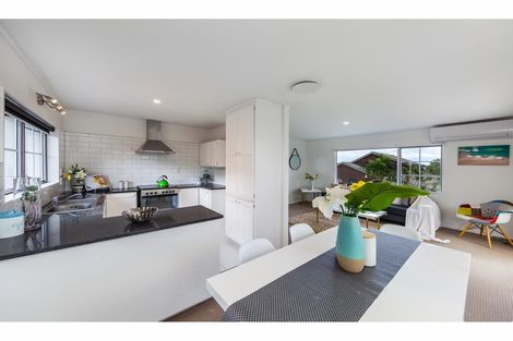Photo of property in 31 John Davis Road, Mount Roskill, Auckland, 1041