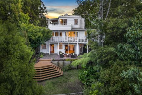 Photo of property in 221 Godley Road, Titirangi, Auckland, 0604