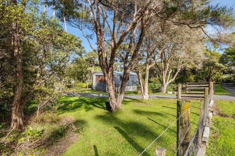 Photo of property in 17 Matatea Road, Waimauku, 0881