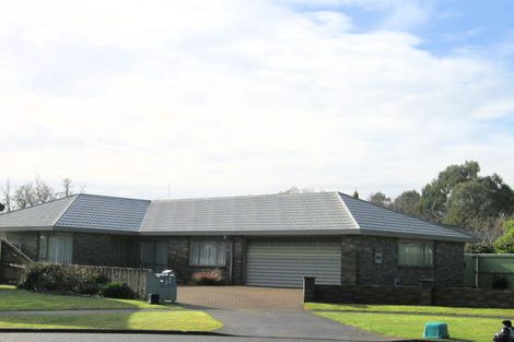 Photo of property in 17 Caesar Roose Drive, Glenview, Hamilton, 3206