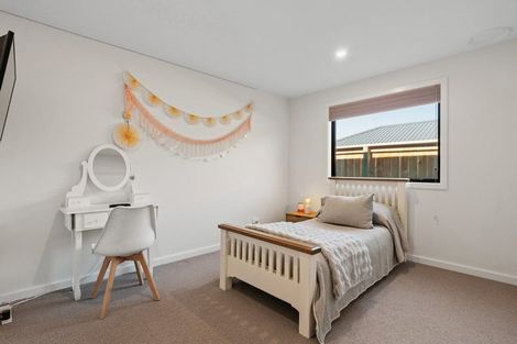 Photo of property in 19 Grain Close, Jacks Point, 9371