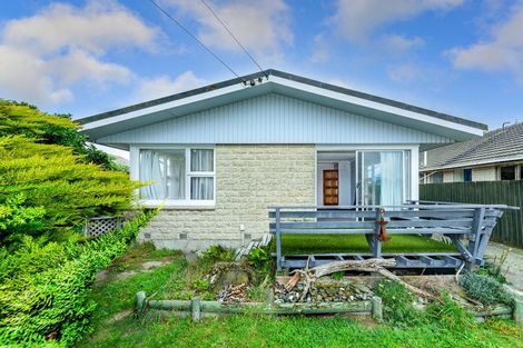 Photo of property in 533 Marine Parade, South New Brighton, Christchurch, 8062