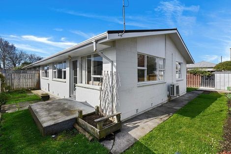 Photo of property in 1/187a Matsons Avenue, Papanui, Christchurch, 8053