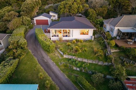 Photo of property in 63 Ames Street, Paekakariki, 5034