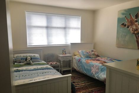 Photo of property in 1/156 Nile Road, Milford, Auckland, 0620