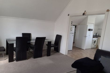 Photo of property in 210 Rintoul Street, Berhampore, Wellington, 6023