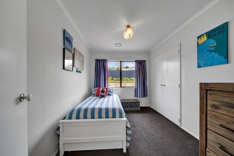 Photo of property in 6 Ashmore Drive, Frankleigh Park, New Plymouth, 4310