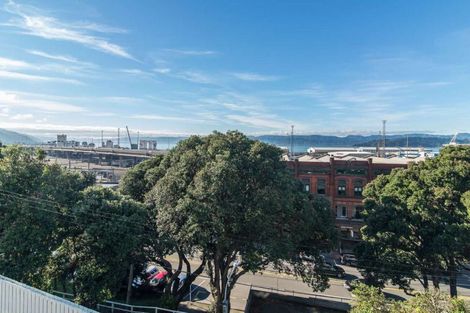 Photo of property in 3/7 Stowe Hill, Thorndon, Wellington, 6011