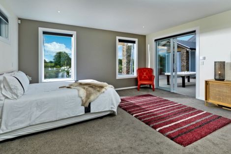 Photo of property in 8 Oak Valley Road, Dairy Flat, Albany, 0792