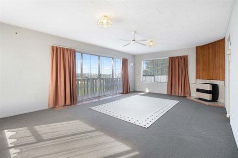 Photo of property in 38d Hetherington Road, Ranui, Auckland, 0612