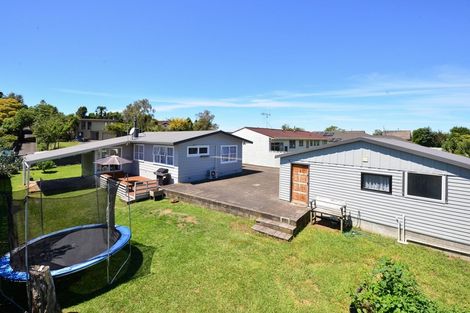 Photo of property in 71 Fairview Street, Fairview Downs, Hamilton, 3214