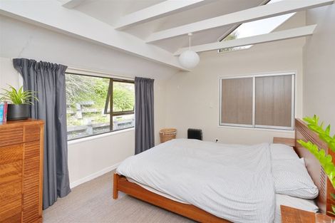 Photo of property in 2 Cannon Hill Crescent, Mount Pleasant, Christchurch, 8081