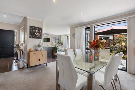 Photo of property in 46 Carrington Drive, Papamoa Beach, Papamoa, 3118