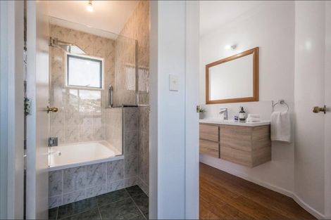 Photo of property in 10 Millward Street, Newtown, Wellington, 6021