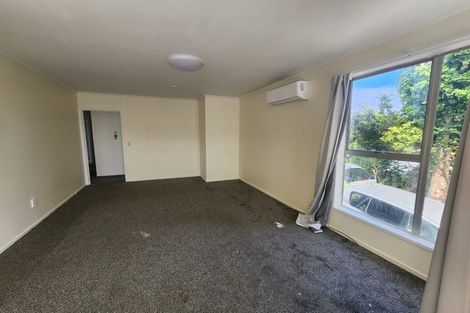Photo of property in 22 Parrs Cross Road, Henderson, Auckland, 0612