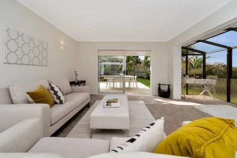 Photo of property in 1/2 Quentin Avenue, Epsom, Auckland, 1023