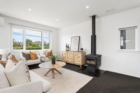 Photo of property in 59 Pacific Road, North New Brighton, Christchurch, 8083