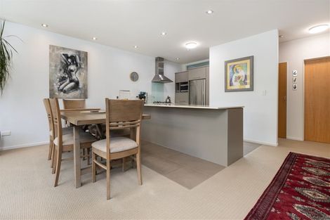 Photo of property in 4/35 Victoria Road, Mount Maunganui, 3116