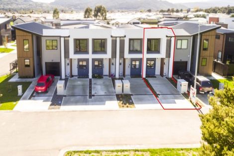 Photo of property in 13 Green Lane, Wallaceville, Upper Hutt, 5018