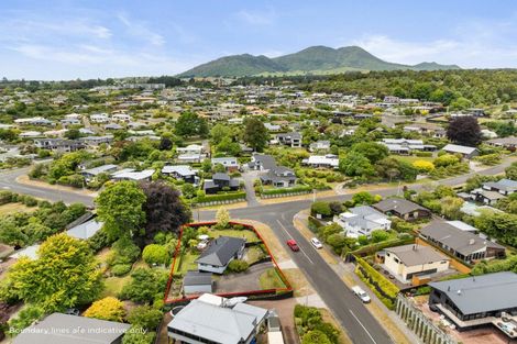 Photo of property in 1 Boundary Road, Waipahihi, Taupo, 3330