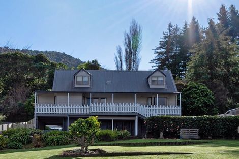 Photo of property in 17 Mountain Road, Western Heights, Rotorua, 3015
