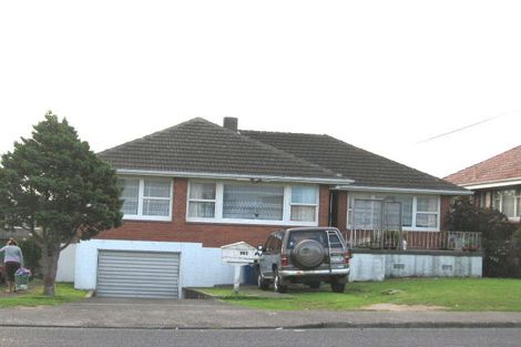 Photo of property in 454 Old Te Atatu Road, Te Atatu Peninsula, Auckland, 0610