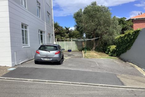 Photo of property in Nissen Court, 11b Hawker Street, Mount Victoria, Wellington, 6011