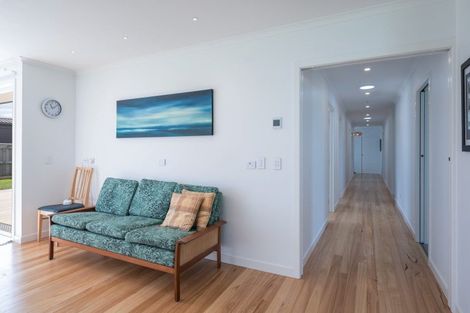 Photo of property in 7 Hari Way, Mapua, 7005