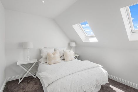 Photo of property in 5 Grangewood Lane, Burnside, Christchurch, 8053