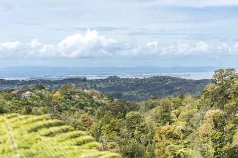 Photo of property in 467 Scenic Drive, Waiatarua, Auckland, 0612