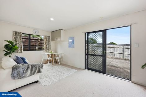 Photo of property in 2 Marvon Downs Avenue, Pakuranga Heights, Auckland, 2010