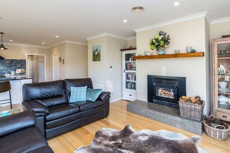 Photo of property in 9 Mcdonald Way, Lansdowne, Masterton, 5810