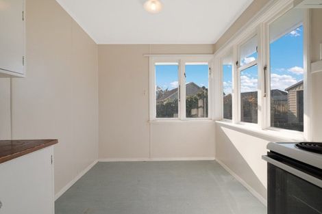 Photo of property in 32 Carisbrooke Street, Aranui, Christchurch, 8061