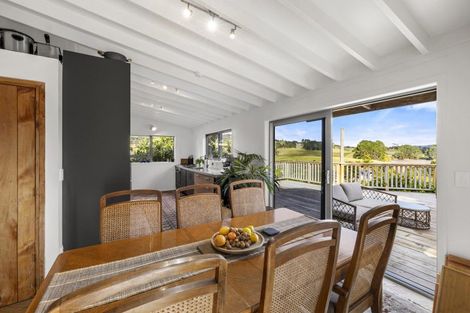 Photo of property in 37 Main Road, Raglan, 3225