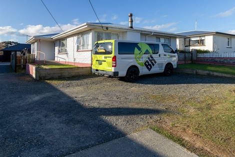 Photo of property in 28 Cargill Street, Waikiwi, Invercargill, 9810
