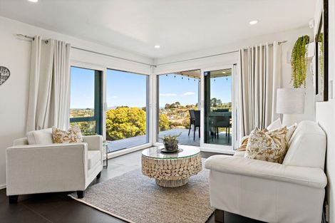 Photo of property in 1207 Whangaparaoa Road, Gulf Harbour, Whangaparaoa, 0930