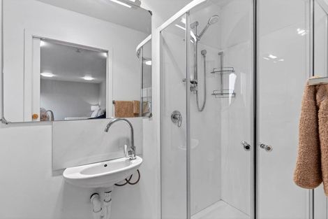 Photo of property in 47 Frye Crescent, Albert Town, Wanaka, 9305