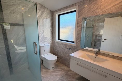 Photo of property in 9 Freedom Drive, Kelvin Grove, Palmerston North, 4414
