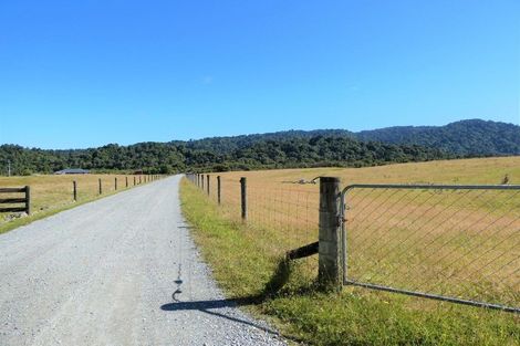 Photo of property in 196 Maori Creek Road, Marsden, Greymouth, 7872