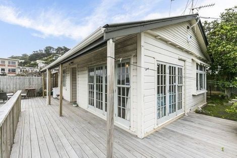 Photo of property in 2 Naughton Terrace, Kilbirnie, Wellington, 6022