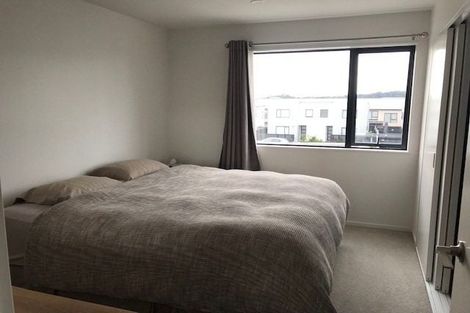 Photo of property in 5 Fuselage Road, Hobsonville, Auckland, 0616