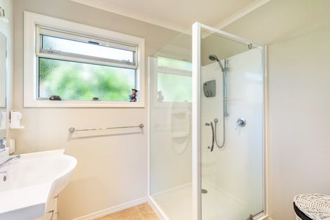 Photo of property in 38 Te Herekiekie Street, Turangi, 3334